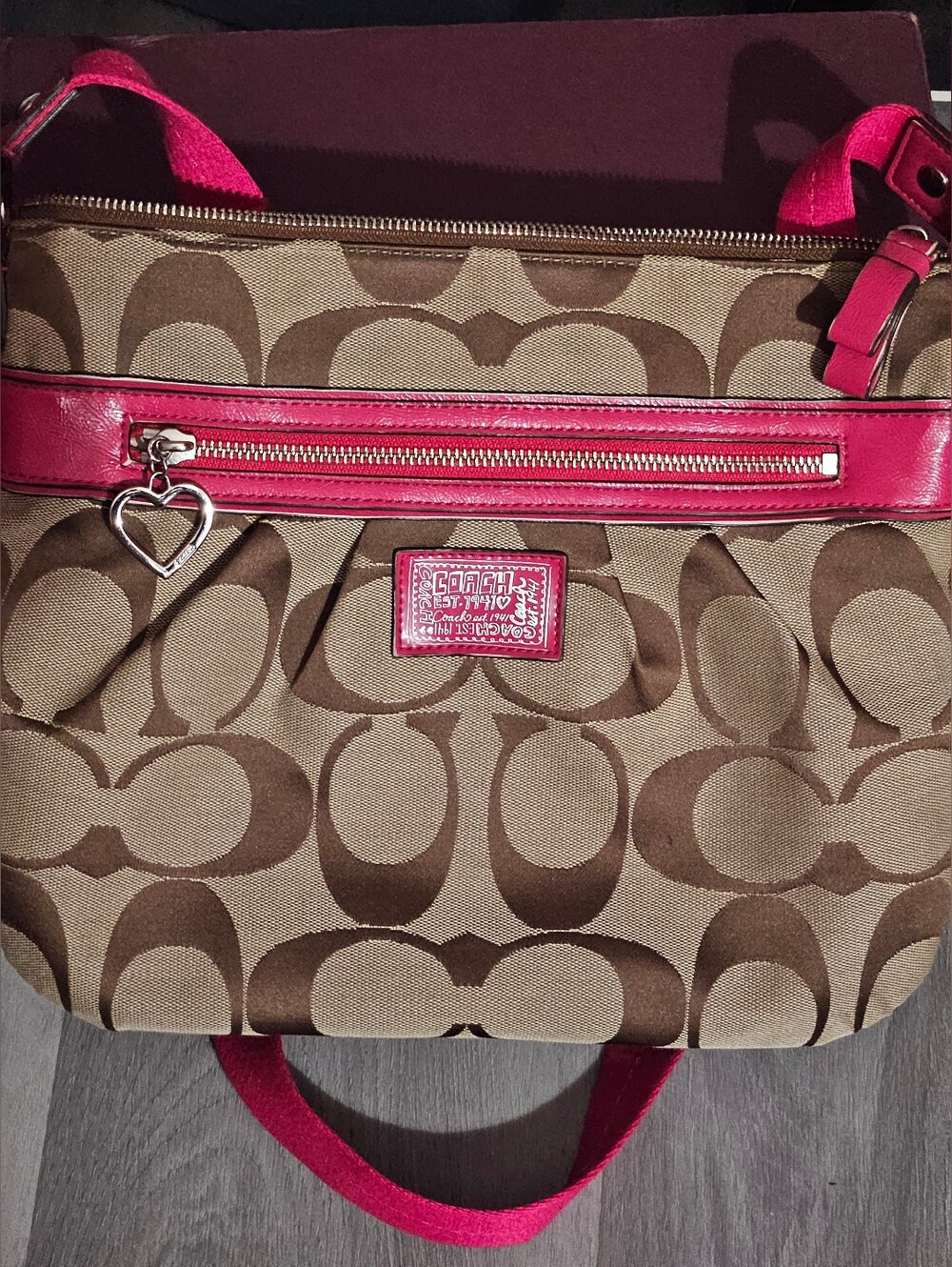 Coach Poppy Daisy Signature C Shoulder Crossbody Purse, Tan Pink